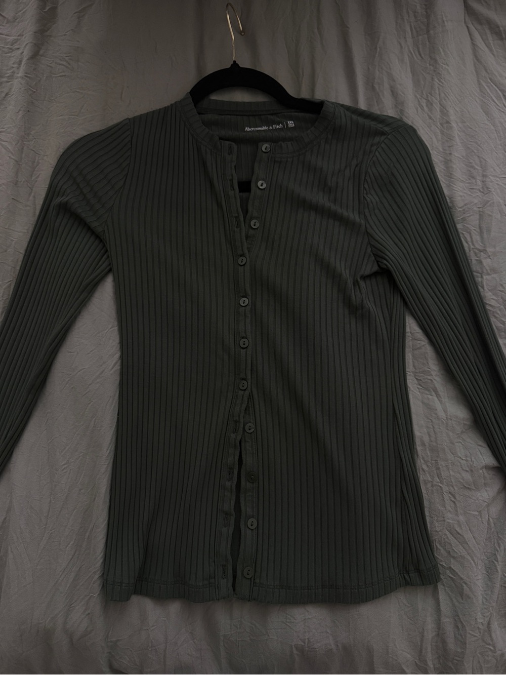 Abercrombie & Fitch Women's Dark Olive Ribbed Button-Front Cardigan